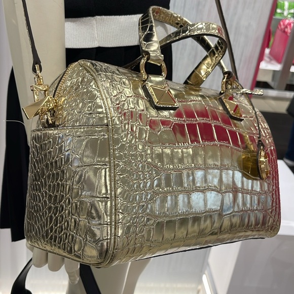 Michael Kors Grayson Md Metallic Crocodile Embossed Leather Satchel
Pale Gold NW - Picture 6 of 16